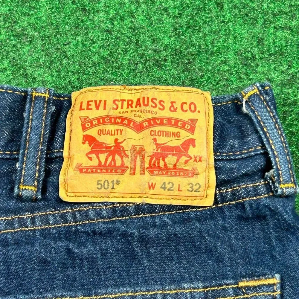 Levis 501 XX Mens 42x32‎ Original Fit Jeans Denim Button Fly Blue